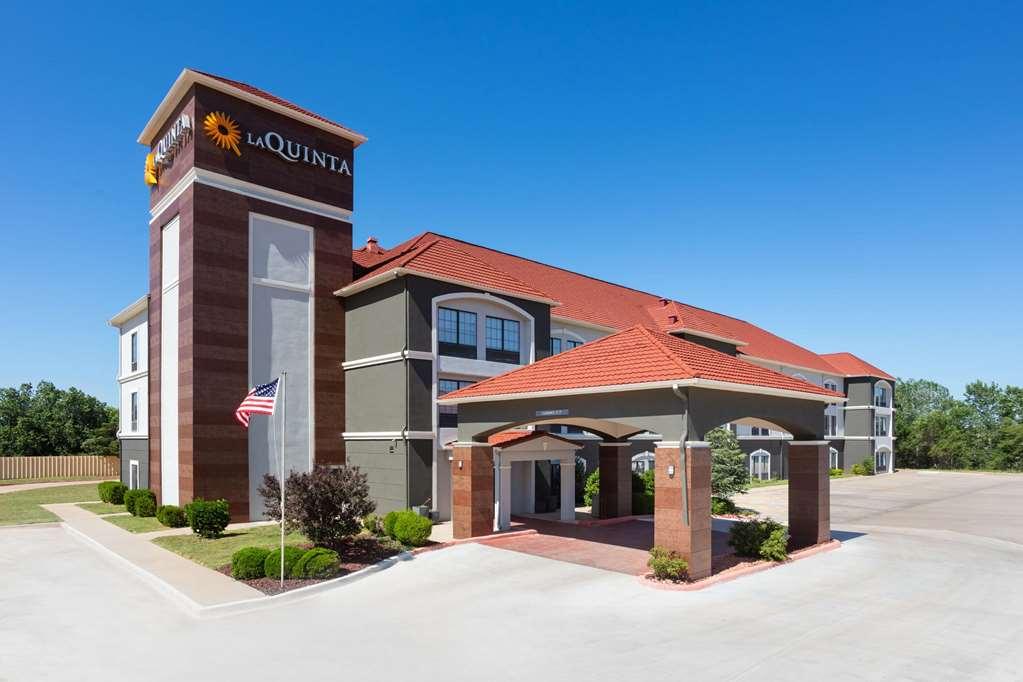 מלון La Quinta By Wyndham Woodward מראה חיצוני תמונה